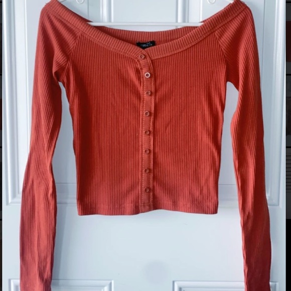 Off the shoulder burnt orange button up top - Picture 1 of 2